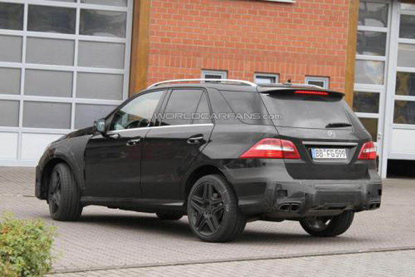 Mercedes ML63 AMG 2012 на трассе Нюрбургринг