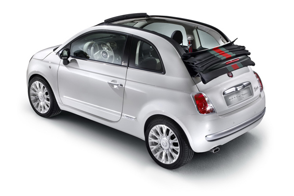 Gucci "облагородил" Fiat 500 Convertible