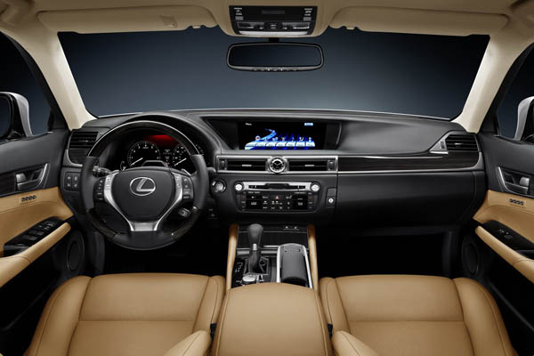 Lexus GS 2013 года станет более спортивным 