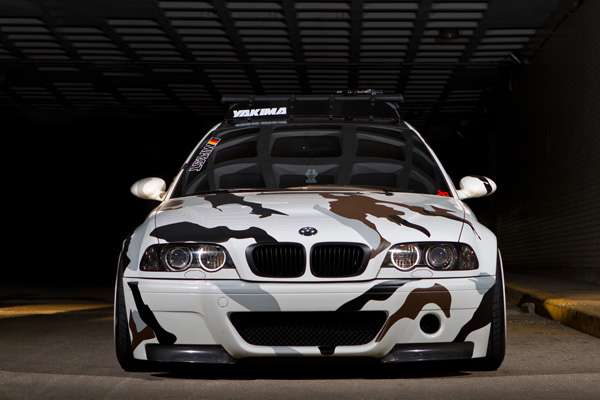 BMW M3 E46 одели в камуфляж 