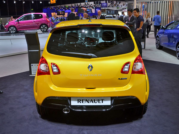 Renault Twingo обзавелся «заряженной» версией RS