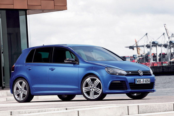 Volkswagen Golf R прибыл в США