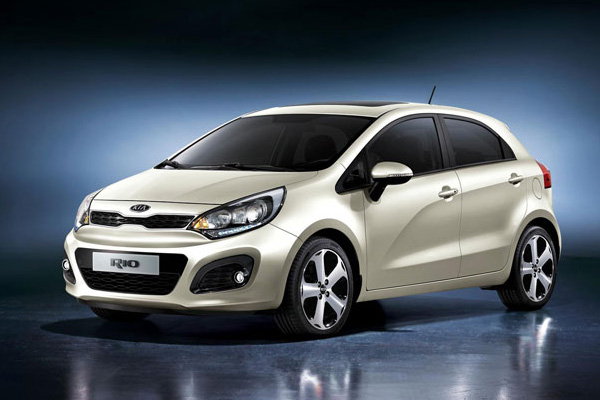 Хэтчбек Kia Rio превратился в гоночный болид