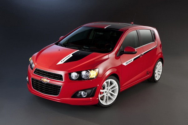 GM покажет эксклюзивные Chevrolet Sonic и Cruze