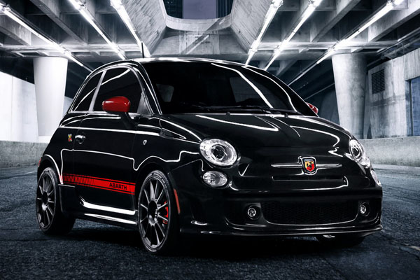 Американский Abarth 500 показали в Лос-Анджелесе 