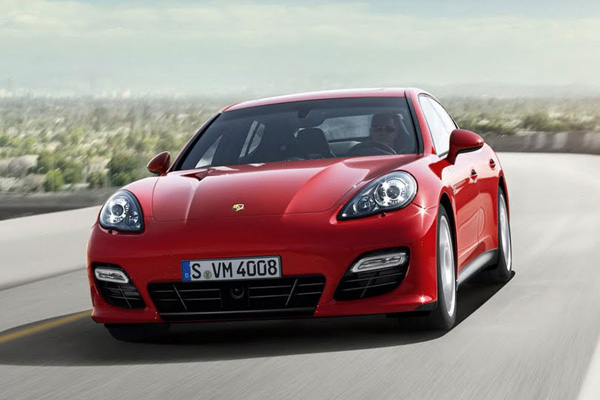 Porsche официально представил новый Panamera GTS