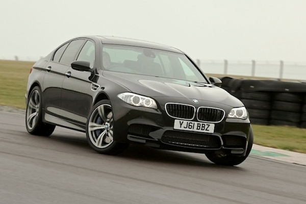 BMW рассекретил новый 381-сильный супер-дизель 