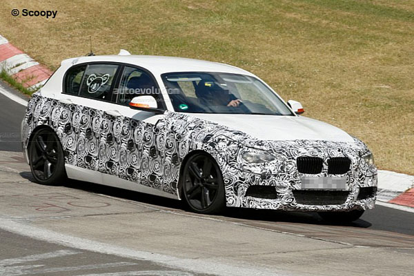 BMW M135i появится летом 2012 года