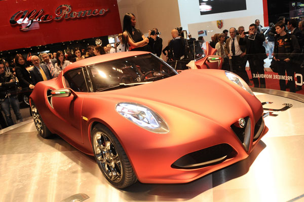 Alfa Romeo 4C Spider в представлении художников