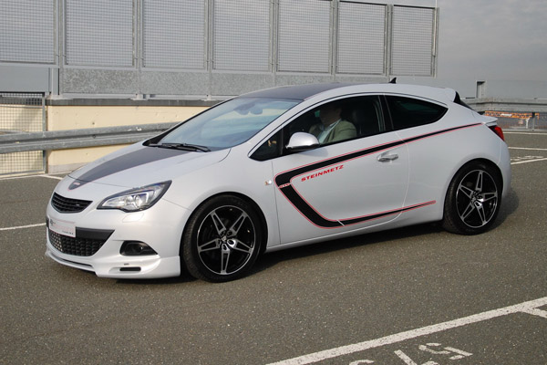 Opel Astra GTC в исполнении Steinmetz