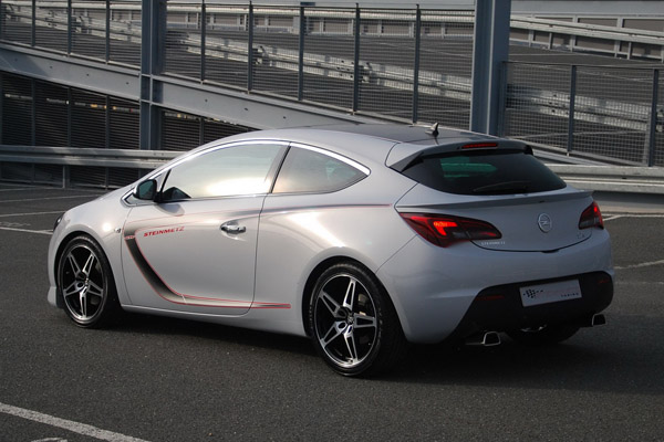 Opel Astra GTC в исполнении Steinmetz