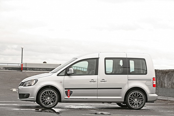 MR Car Design превратил VW Caddy в лоурайдер