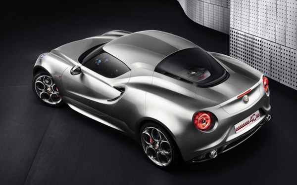 Новые данные о стоимости Alfa Romeo 4C