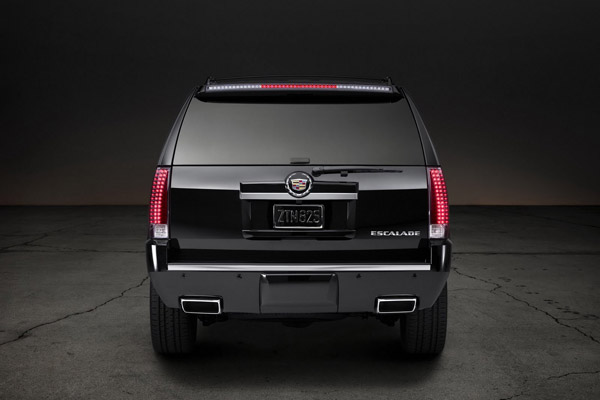 Обновлены системы безопасности Cadillac Escalade