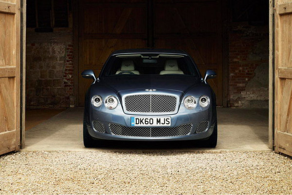 Bentley готовит новый Continental Flying Spur 2013