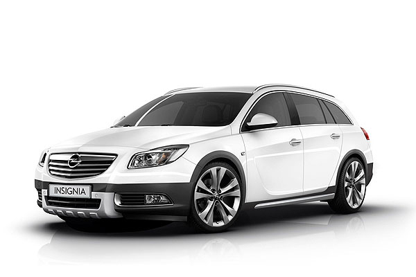 Opel готовит Insignia Sports Tourer Crosstour