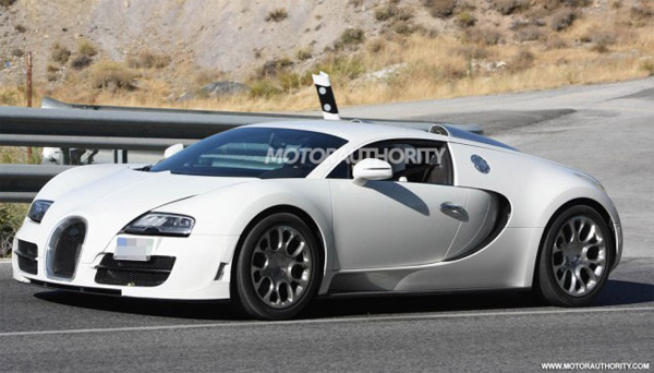 Bugatti может представить в Женеве новый Veyron