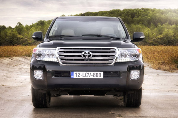 Toyota Land Cruiser 200 2012 появился в России