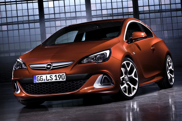 Opel анонсировал «горячий» хэтчбек Astra OPC