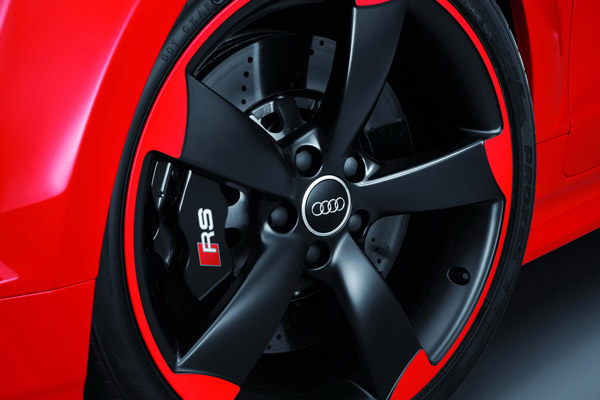 Audi представил TT RS Plus