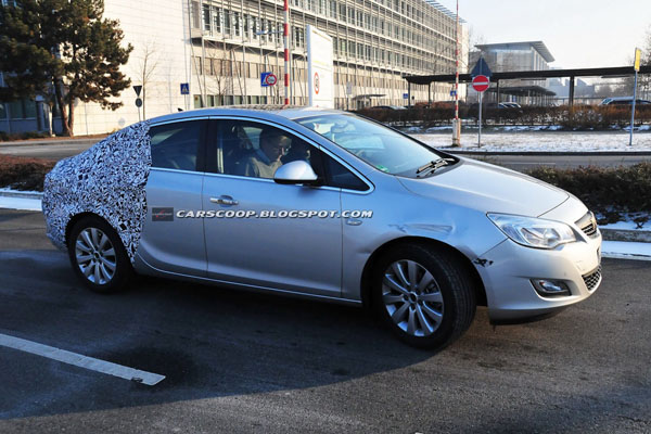 Opel готовится к выпуску седана Astra