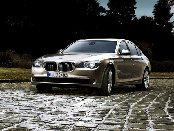 BMW начнет больше применять карбон