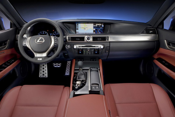 Lexus объявил цены российской версии GS 450h 2013