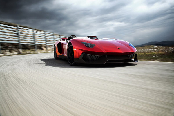 Представлен Lamborghini Aventador J