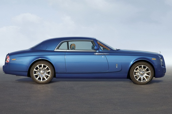 Rolls-Royce обновил серию Phantom