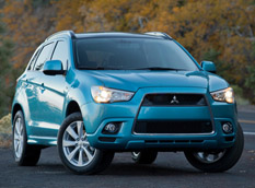 Mitsubishi Outlander Sport 2012 отличился