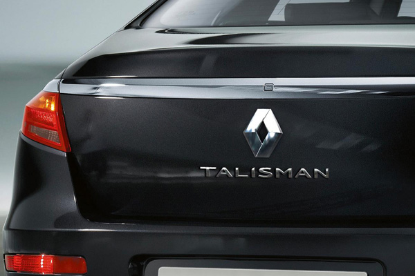 Renault обнародовал первый тизер седана Talisman