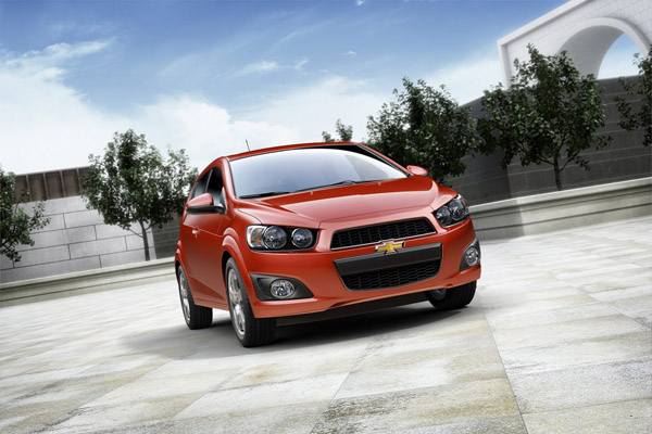 Chevrolet добавил автоматическую КПП в Sonic Turbo