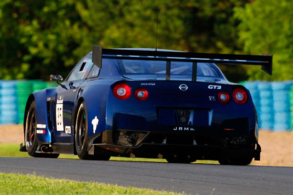 Nissan GT-R GT3 засняли на треке