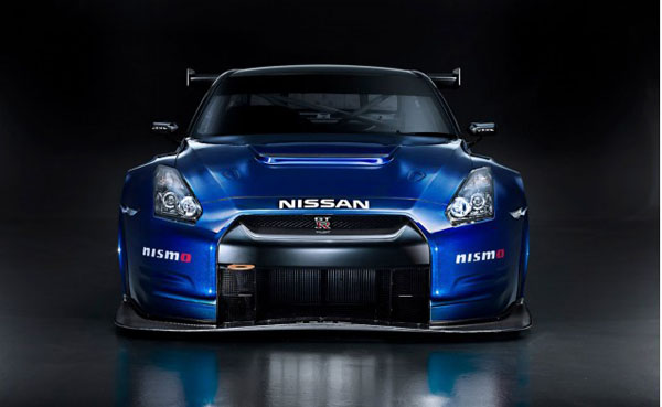 Nissan GT-R GT3 засняли на треке