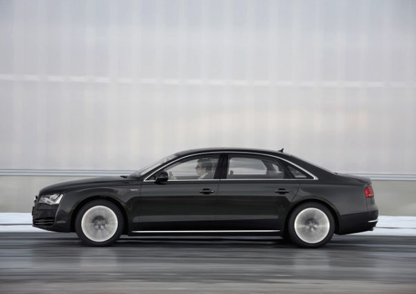 Audi A8 Hybrid поступит в продажу уже в мае