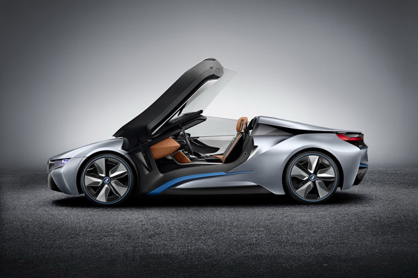 Родстер BMW i8 Spyder покажут в Пекине