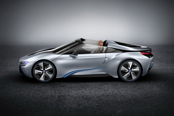 Родстер BMW i8 Spyder покажут в Пекине