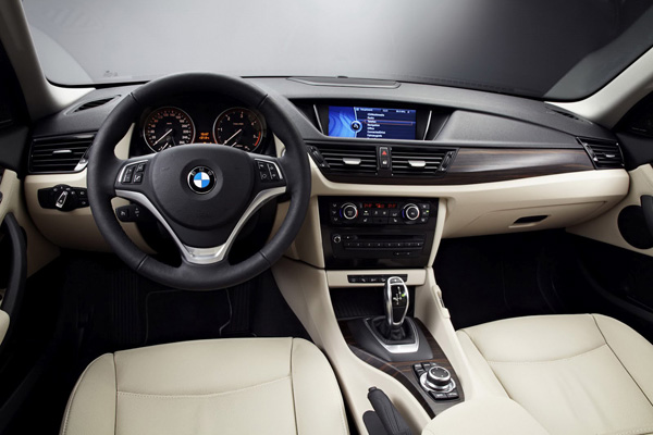 В Интернет попали фото рестайлингового BMW X1 