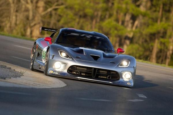 Компания SRT представила гоночный Viper GTS-R