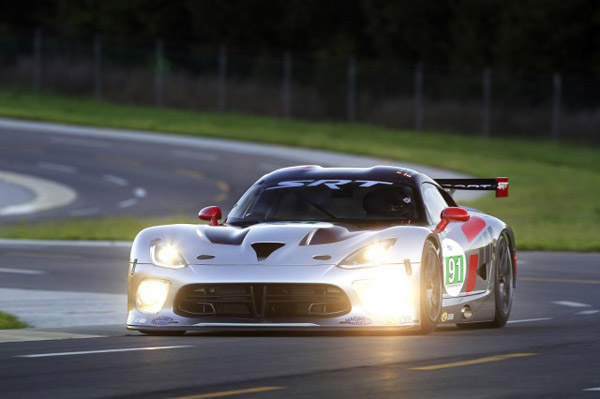 Компания SRT представила гоночный Viper GTS-R