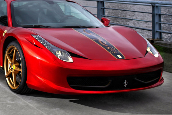 В Ferrari сделали эксклюзивные 458 Italia для Китая