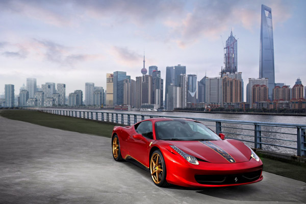 В Ferrari сделали эксклюзивные 458 Italia для Китая