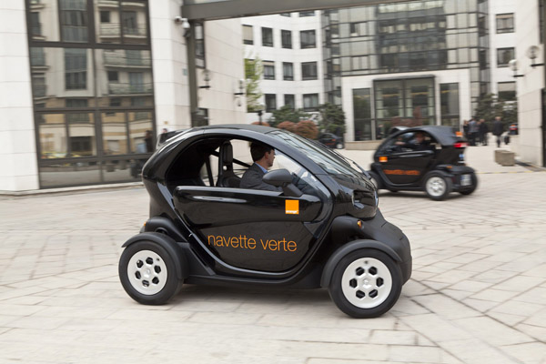 Renault Twizy поступил в продажу в Европе