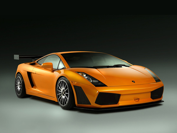 Lamgborghini покажет новый Gallardo в Париже