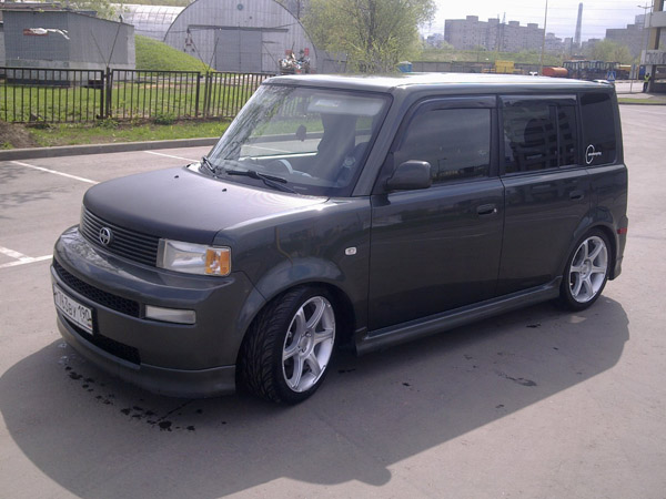 Scion xB или «Car of My Dream»