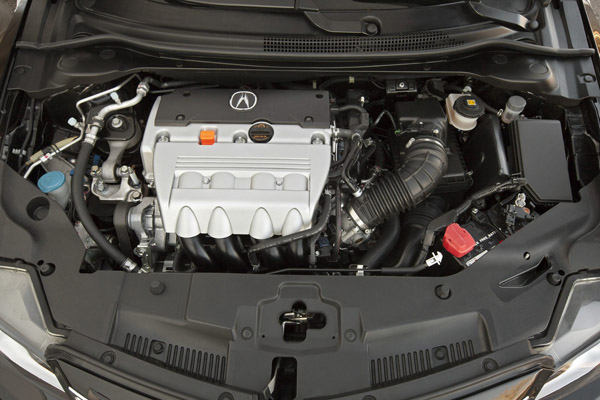 Acura объявила цены на компактный седан ILX 2013 