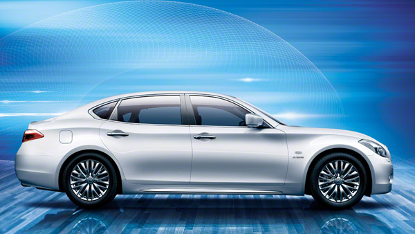 Китайцы получили удлиненный Infiniti M 2012