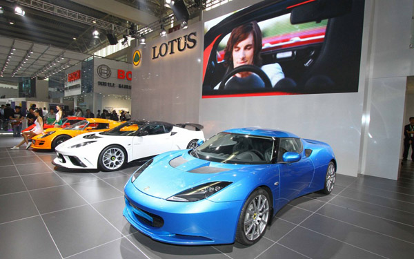 Lotus привез в Пекин новую версию Evora GTE