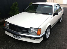 Holden VC Commodore с двигателем LS3 6.2 V8