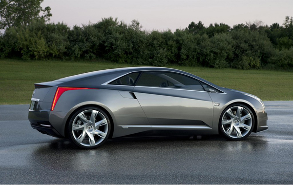 Cadillac ELR 2014 пойдет в серию через 18 месяцев